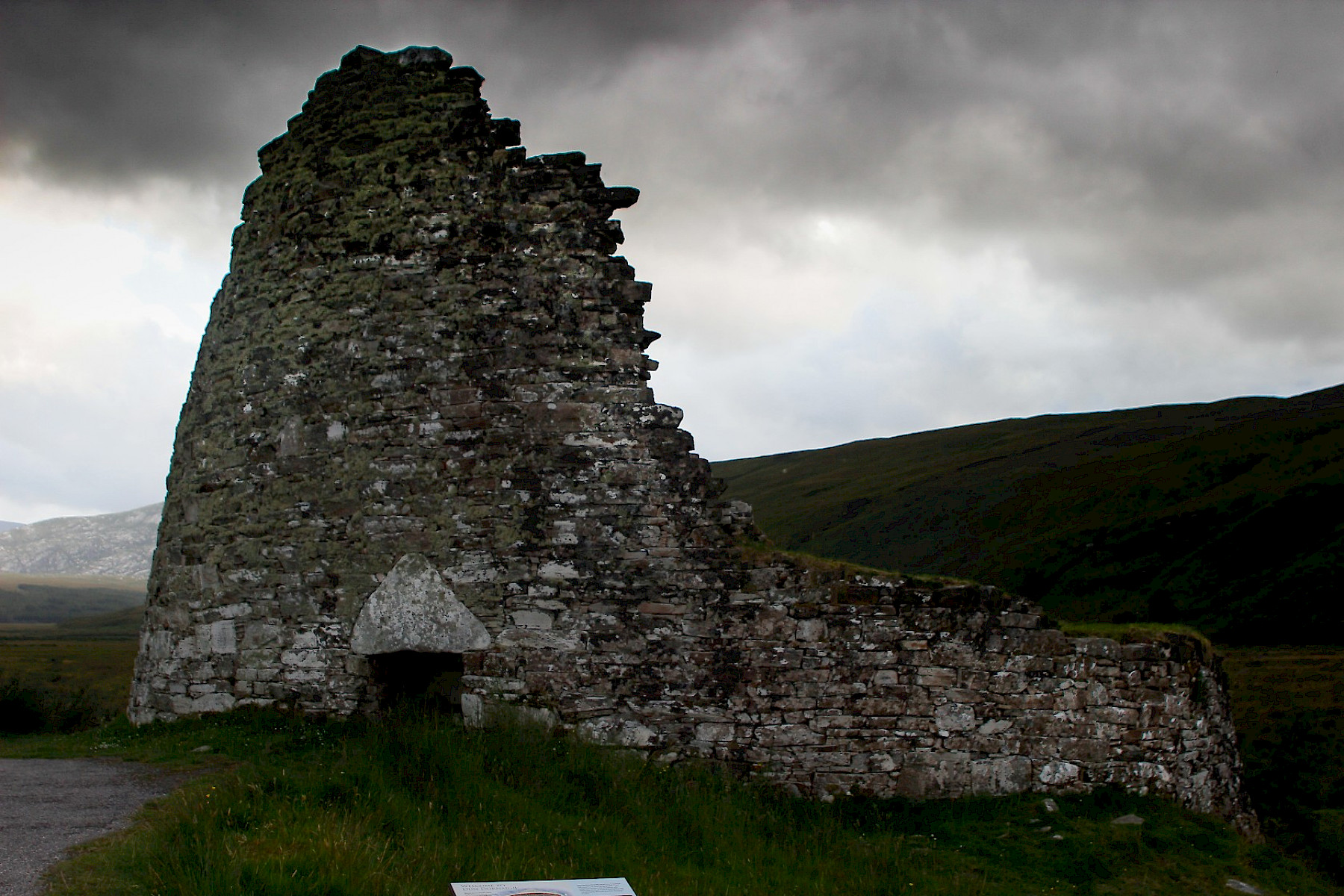 Broch - Wendy Sutherland