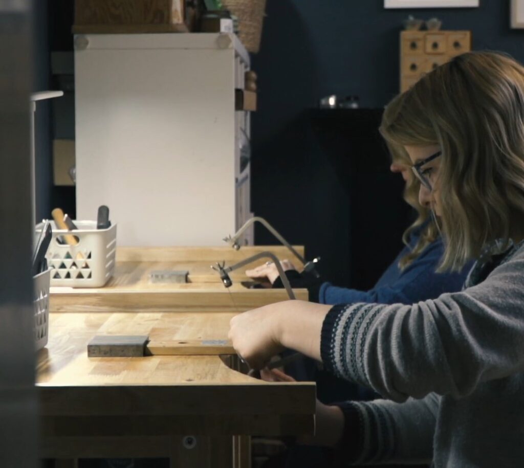 Kelly Munro Jewellery making workshop to make your own gifts and souvenirs when visiting Caithness and Sutherland in the North Highlands.